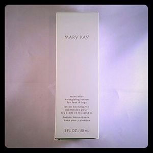 NEW MARY KAY MINT BLISS ENERGIZING LOTION 4 FEET.